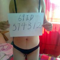 /photo/574312/骚老婆/图像1069_1_4_small.jpg
