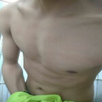 /photo/882336/我的自拍/d9accd6653301d1c2c72880819aa393d_0_1_1_small.jpg