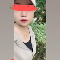 /photo/918656/风骚的老婆/1689522478121.jpg_1_7_small.jpg